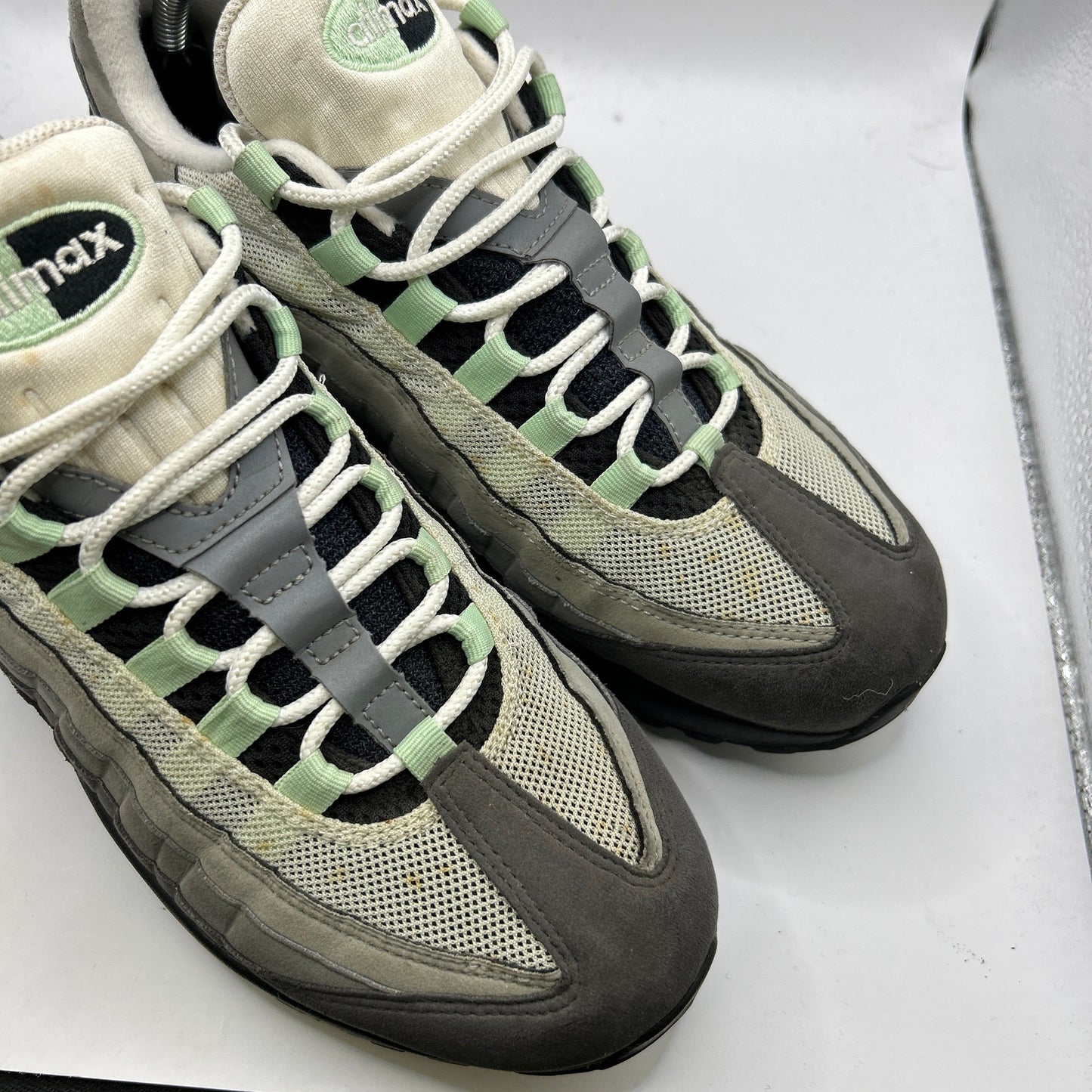 Nike Fresh Mint 95s (UK 8.5)