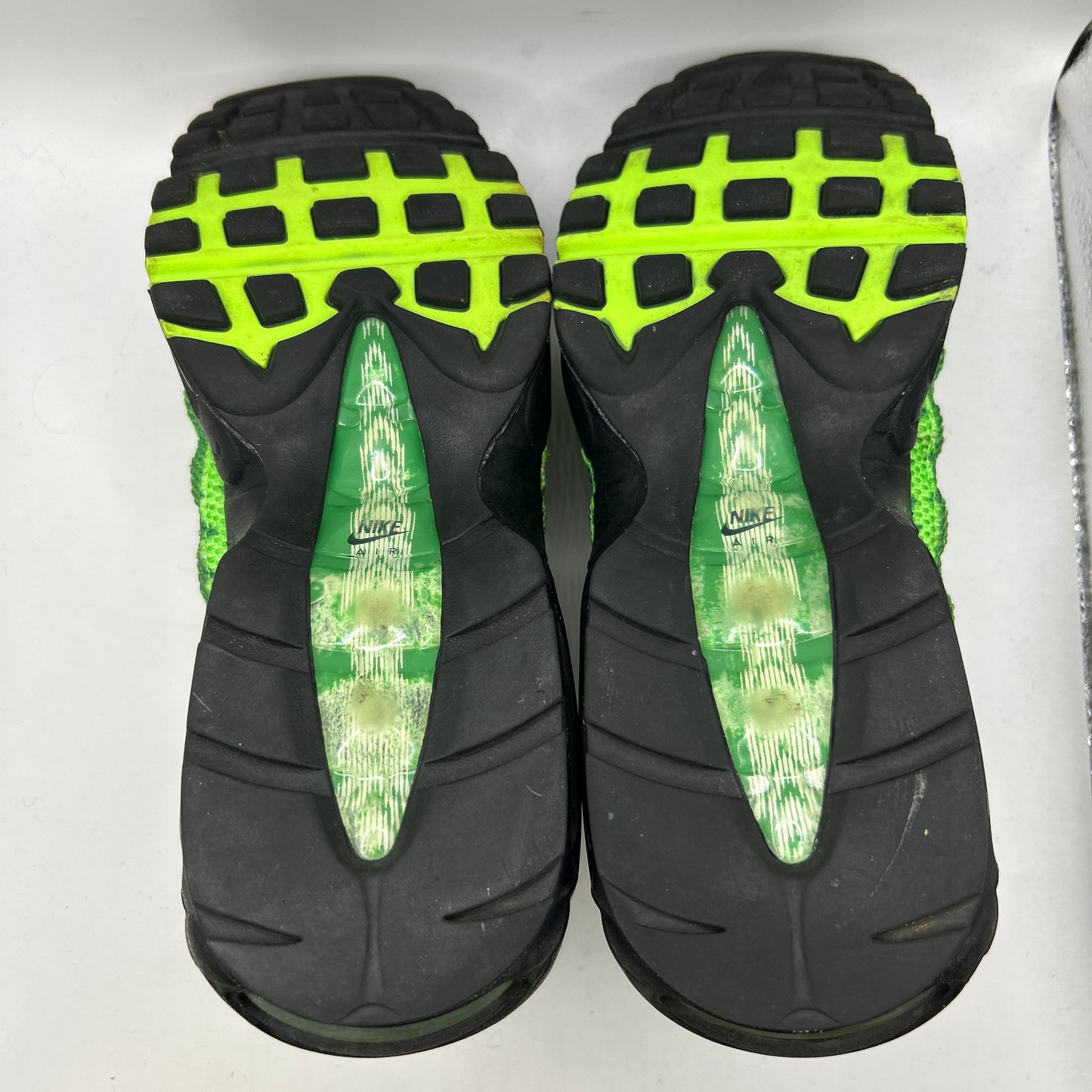 Nike Nigeria 95s (UK 8)