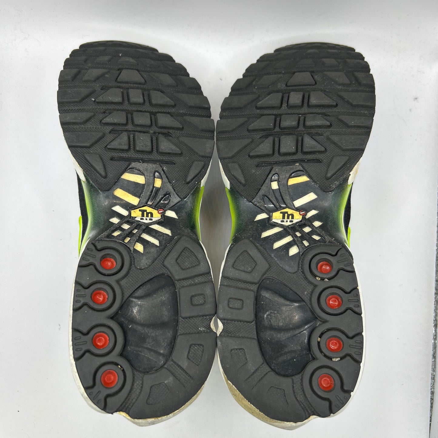 Nike Volt Tn (UK 7)