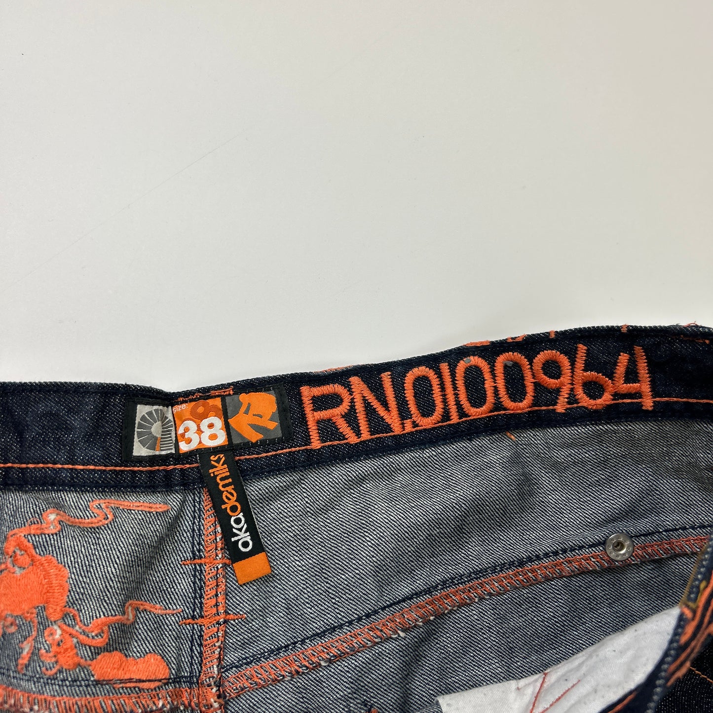 Akademiks Jorts (38)