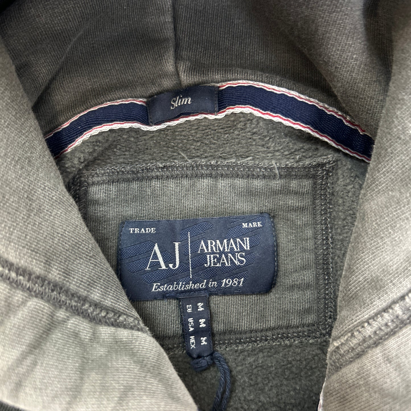 Armani Hoodie (M)