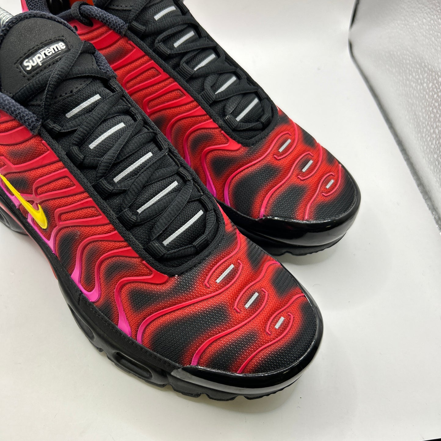 Nike Supreme Tn (UK 7)