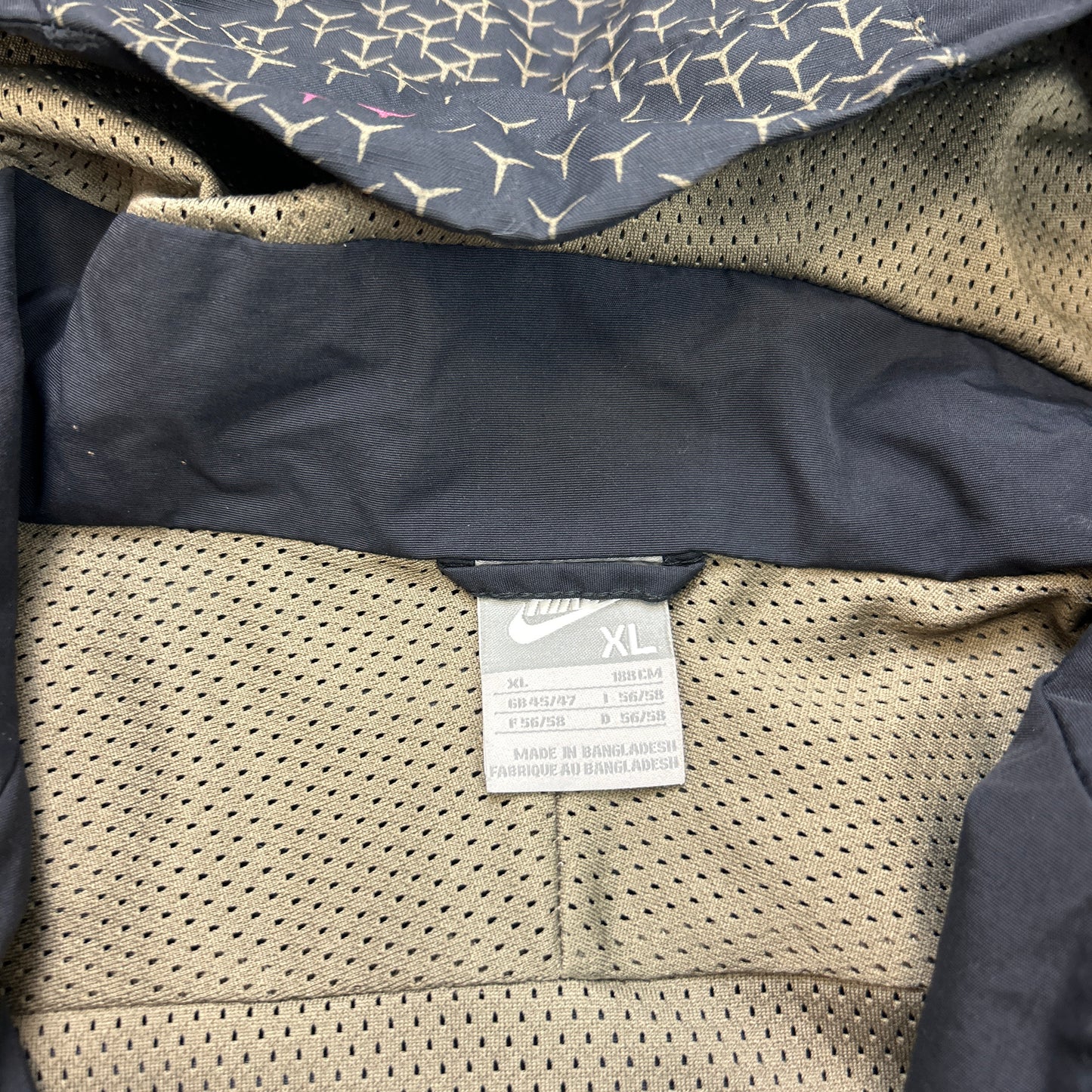 Nike Air Max Jacket (XL)