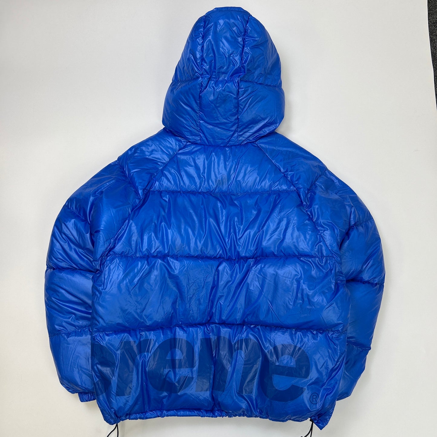 Supreme Puffer (M)