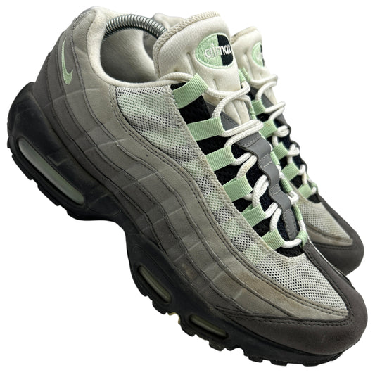 Nike Fresh Mint 95s (UK 7.5)