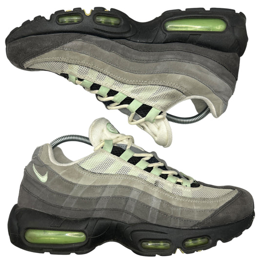 Nike Fresh Mint 95s (UK 8)