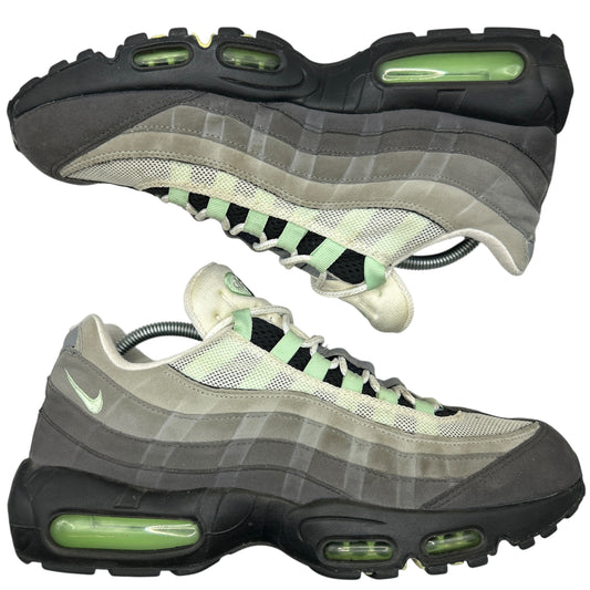 Nike Fresh Mint 95s (UK 9.5)