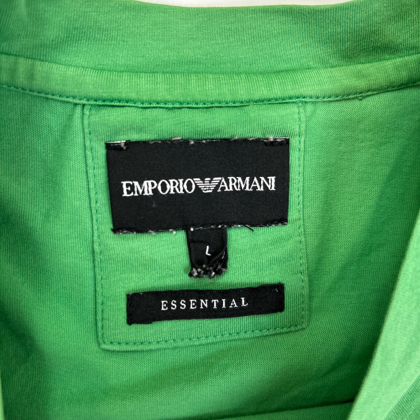 Armani T-Shirt (L)
