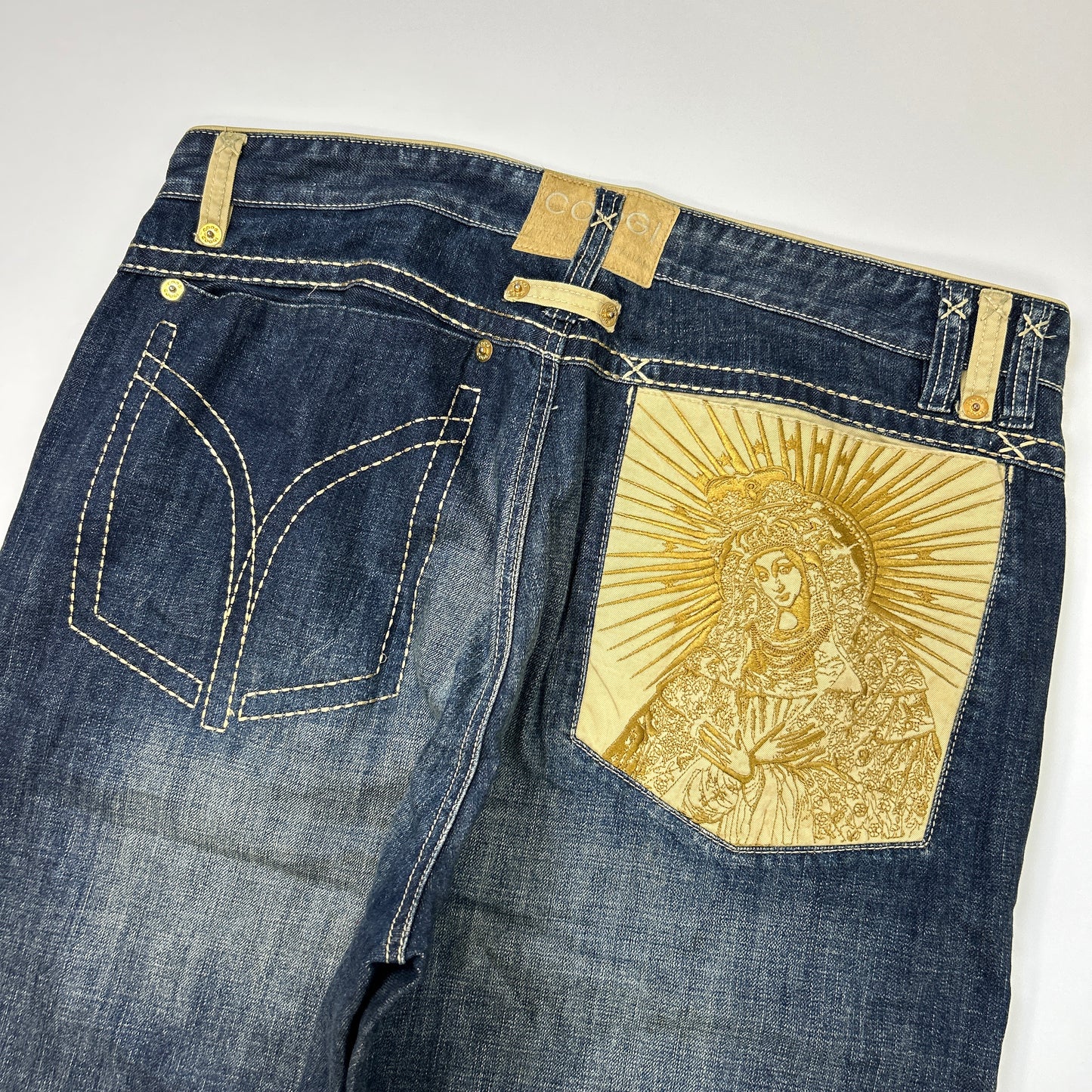 Coogi Jeans (40)