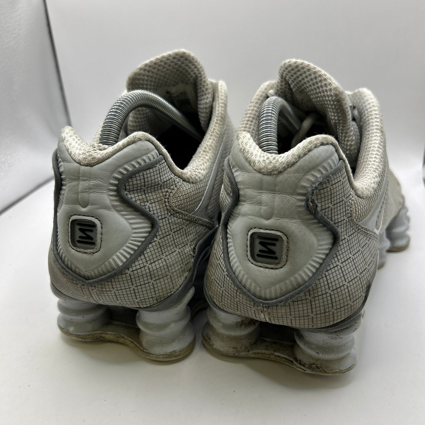 Nike Pure Platinum Shox (UK 7)
