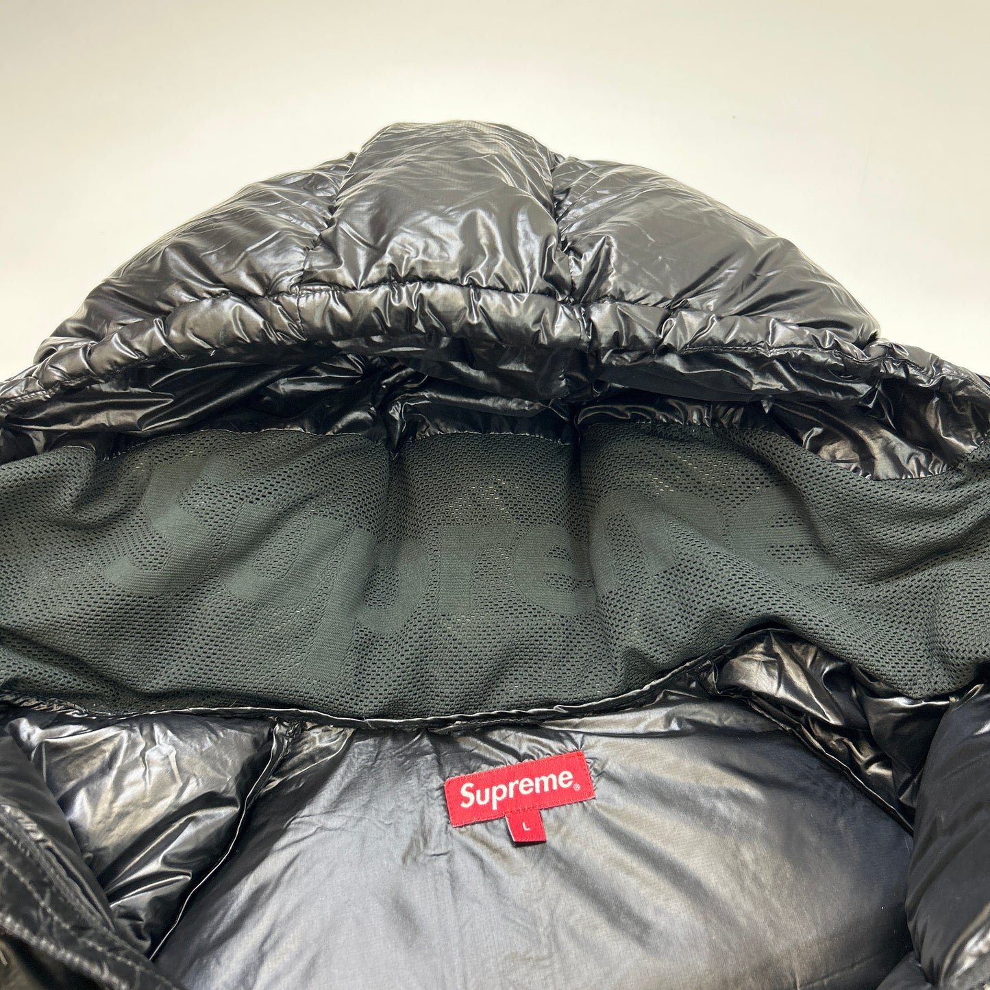 Supreme Puffer (L)