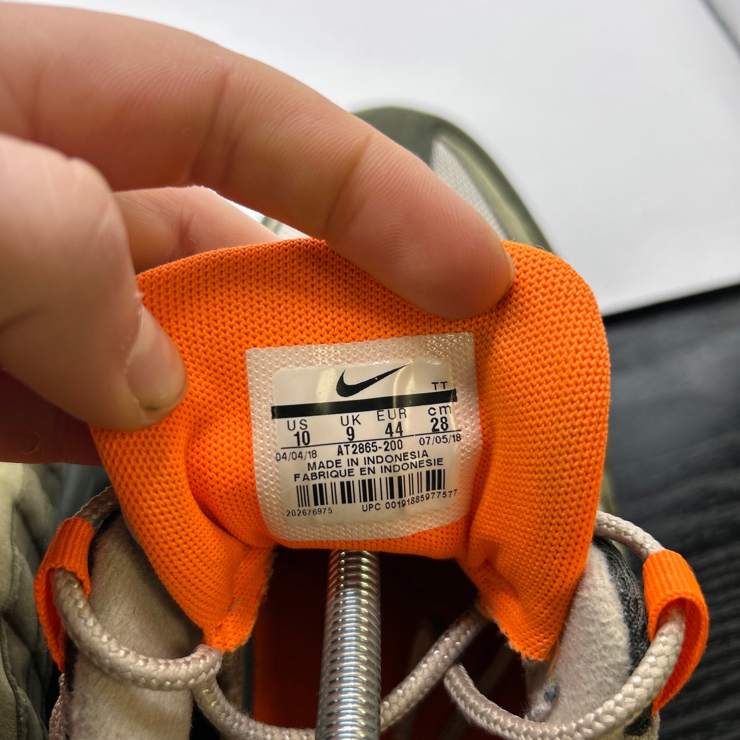 Nike Neutral Olive 95s (UK 9)