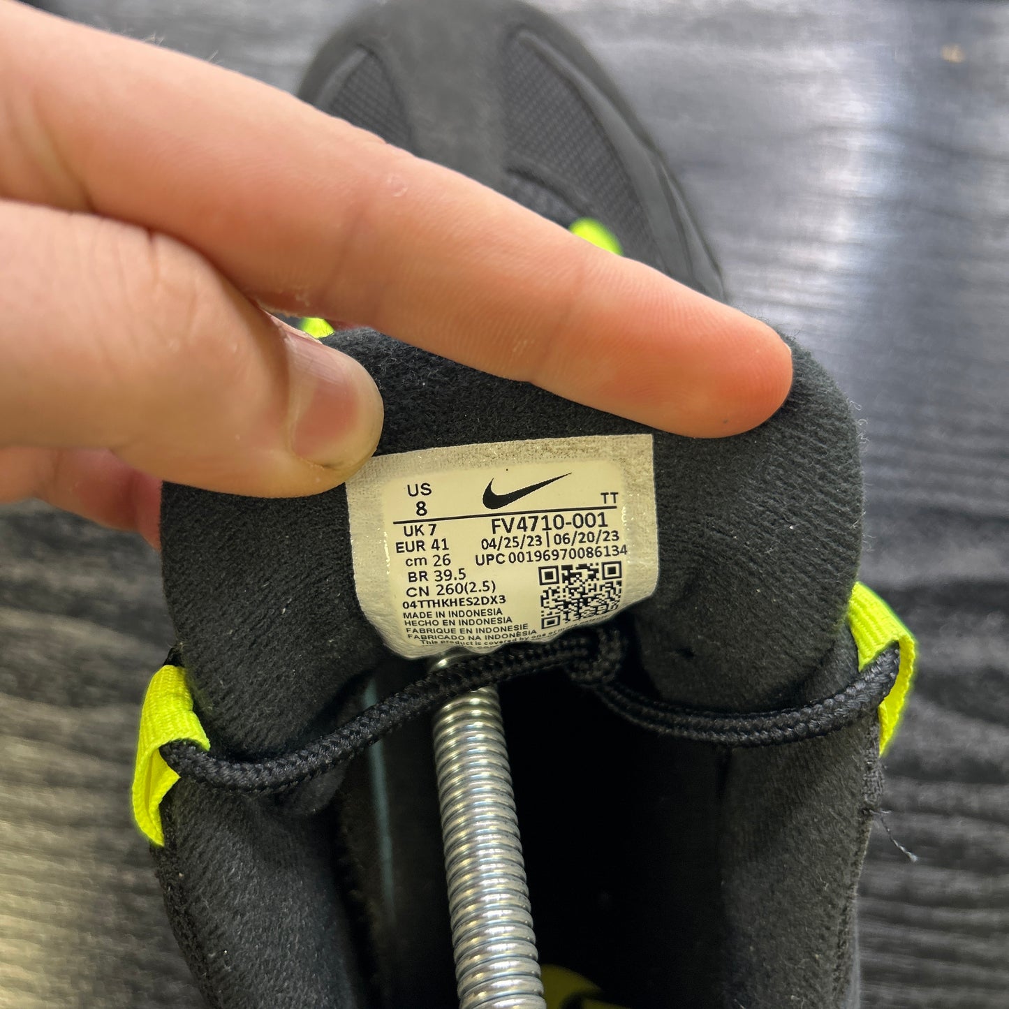 Nike Reverse Neon 95s (UK 7)