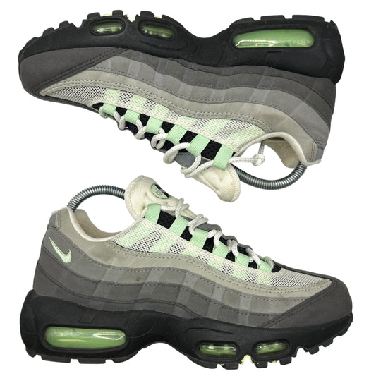 Nike Fresh Mint 95s (UK 6)