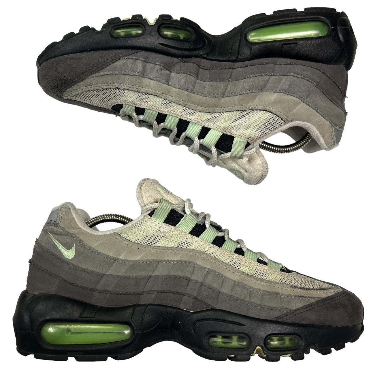 Nike Fresh Mint 95s (UK 7.5)