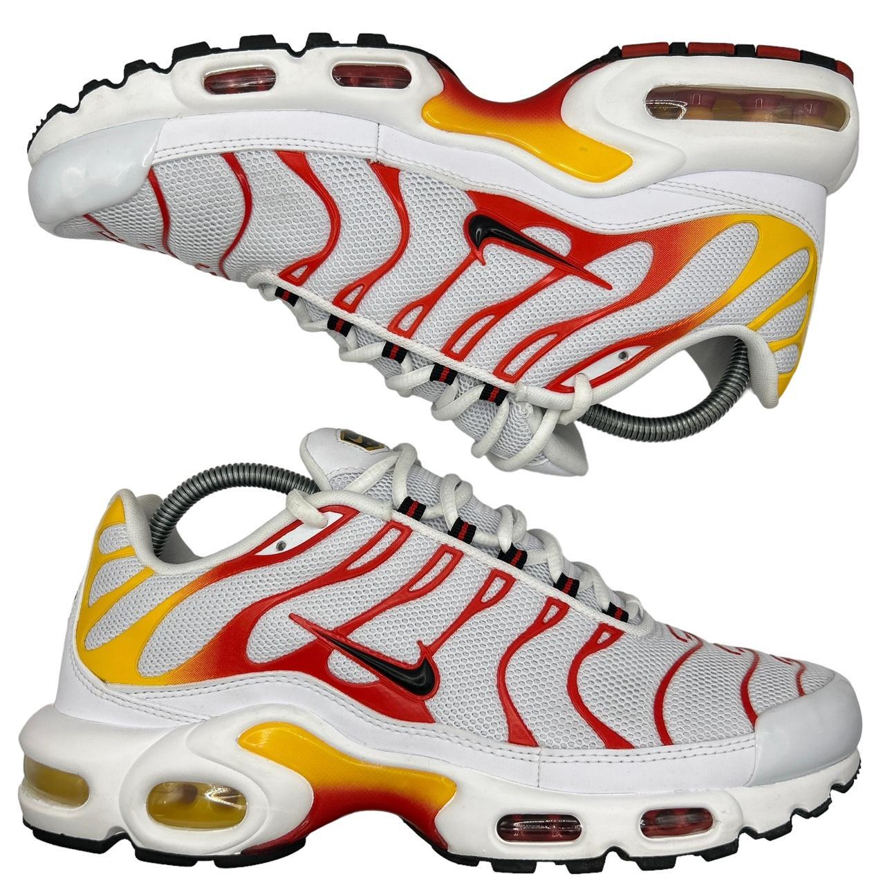 Nike Sunburn Tn (UK 8)