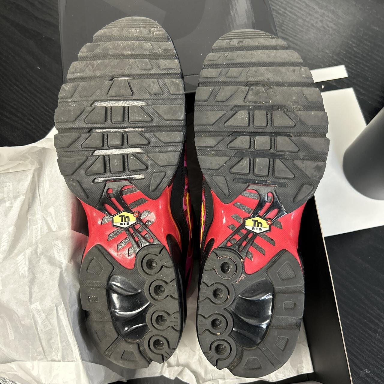 Nike Supreme Tn (UK 7)