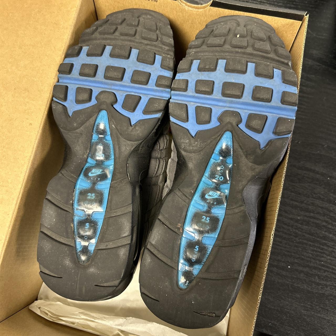 Nike Crystal Blue 95s (UK 6)