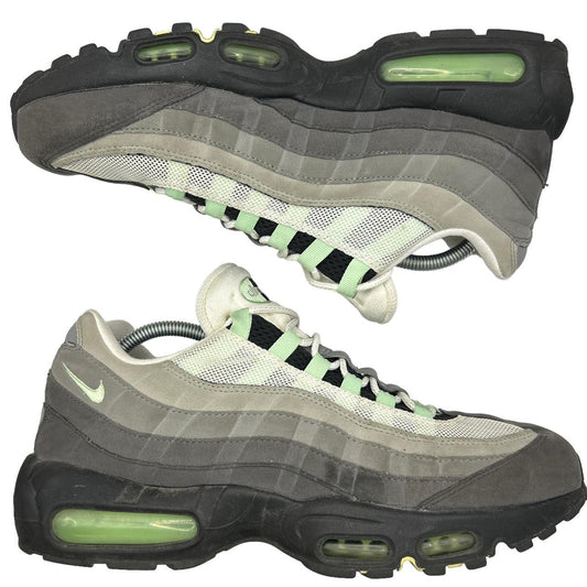 Nike Fresh Mint 95s (UK 10)