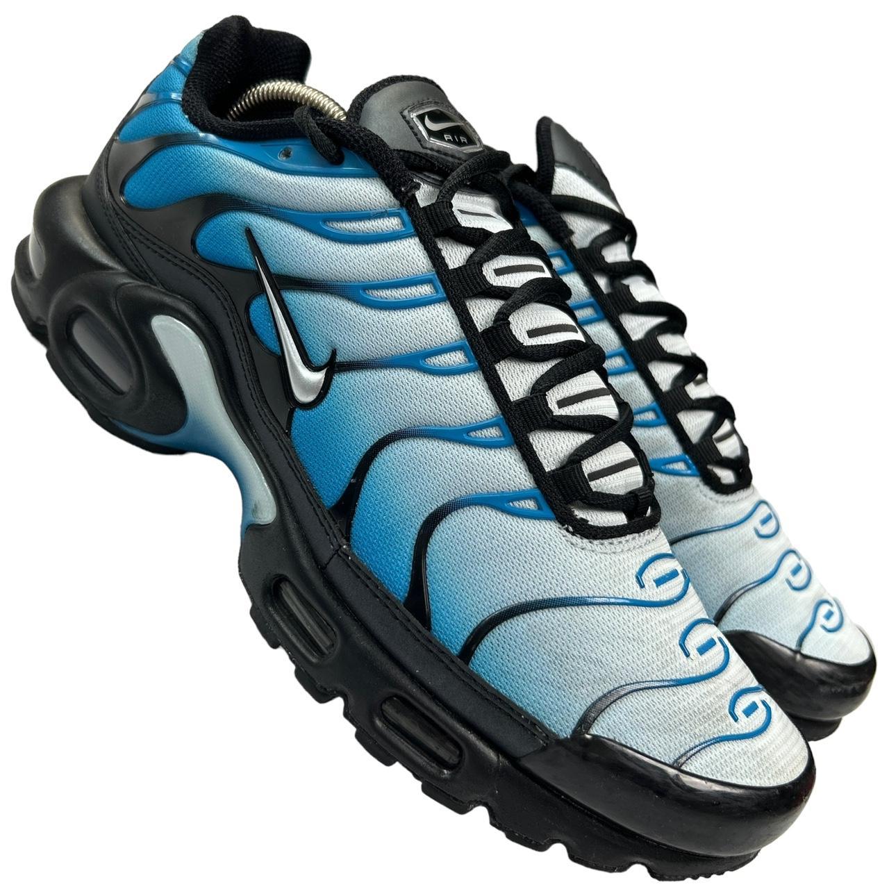 Nike Blue Gradient Tn (UK 8)1