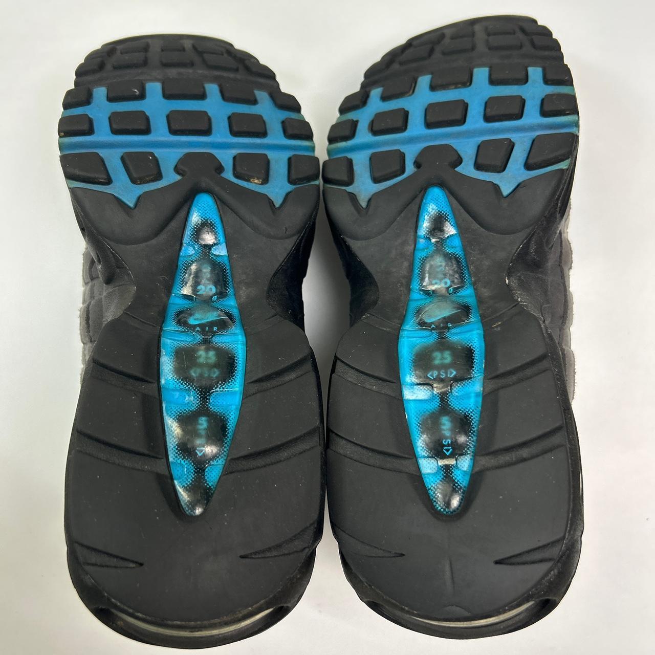 Nike Crystal Blue 95s (UK 6.5)