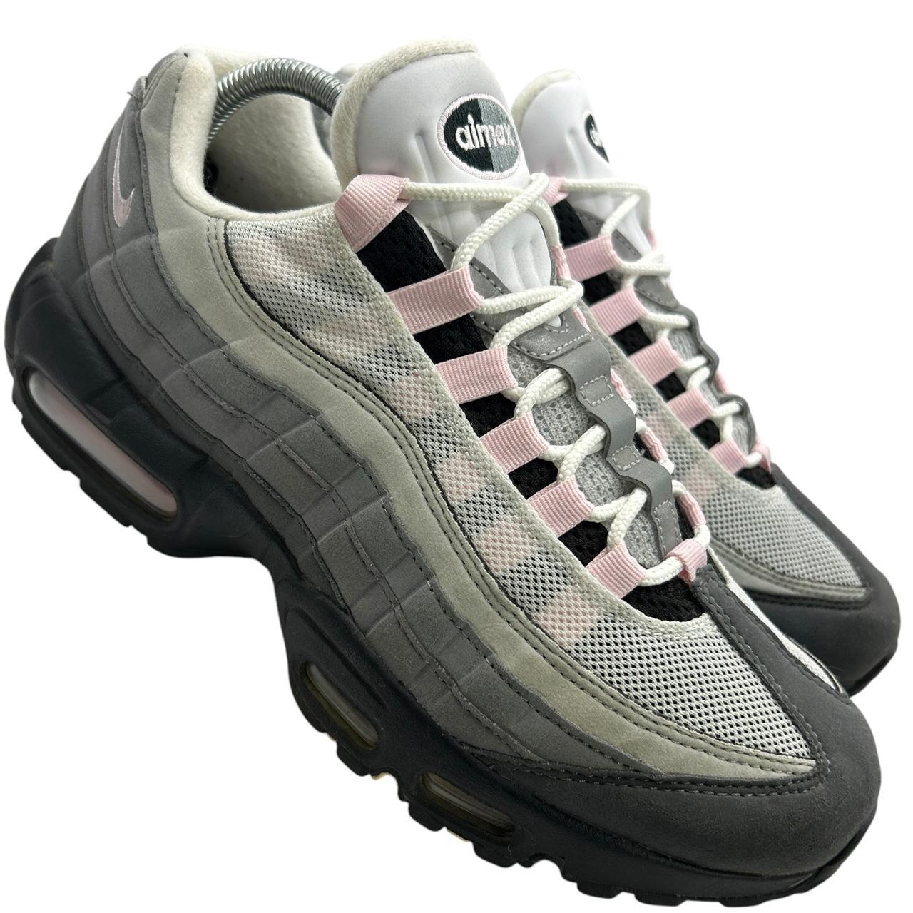 Nike Pink Foam 95s UK 7 BountyBodega