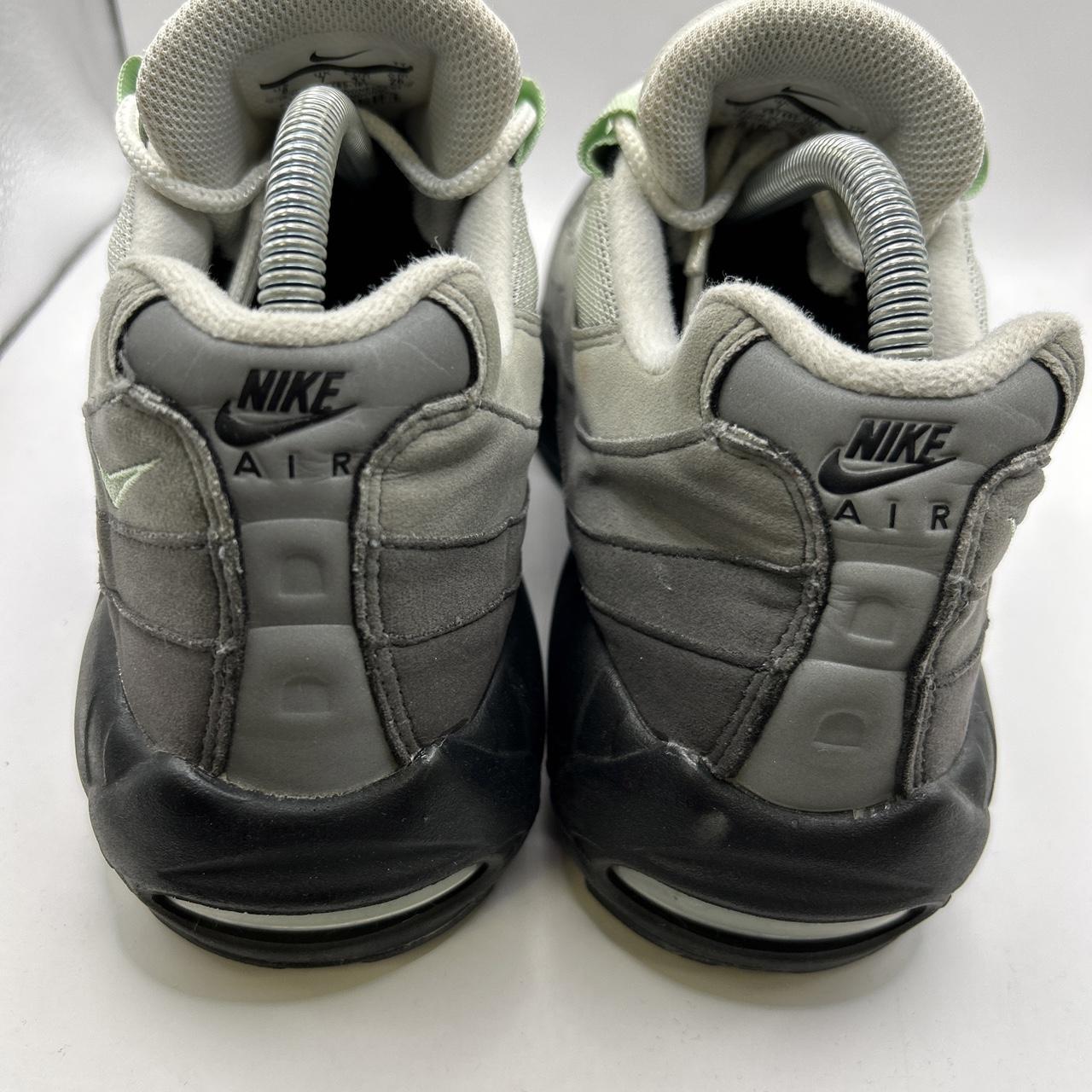 Nike Fresh Mint 95s (UK 7)