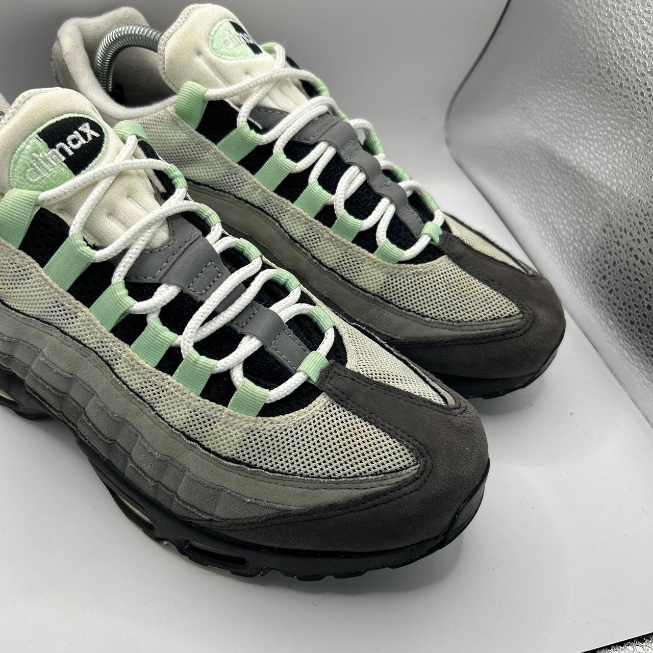 Nike Fresh Mint 95s (UK 6.5)