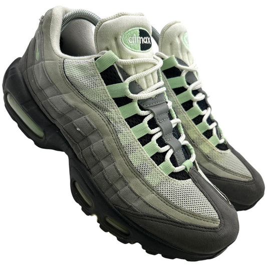 Nike Fresh Mint 95s (UK 7.5)