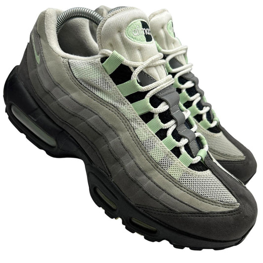 Nike Fresh Mint 95s (UK 7)