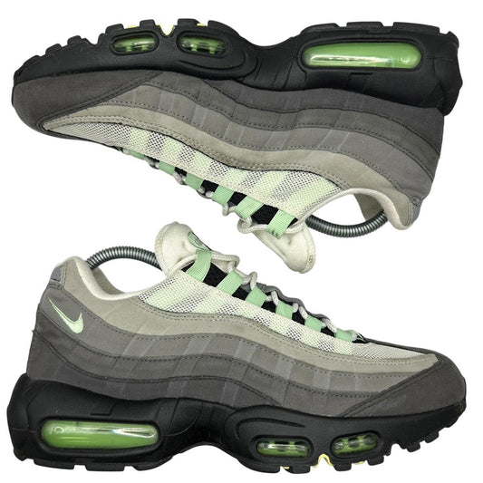 Nike Fresh Mint 95s (UK 7)