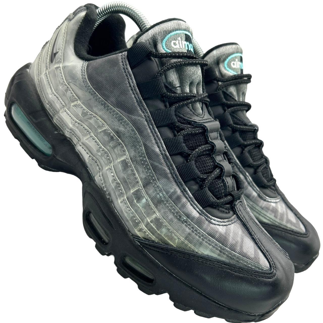 Nike DNA 95s (UK 7)