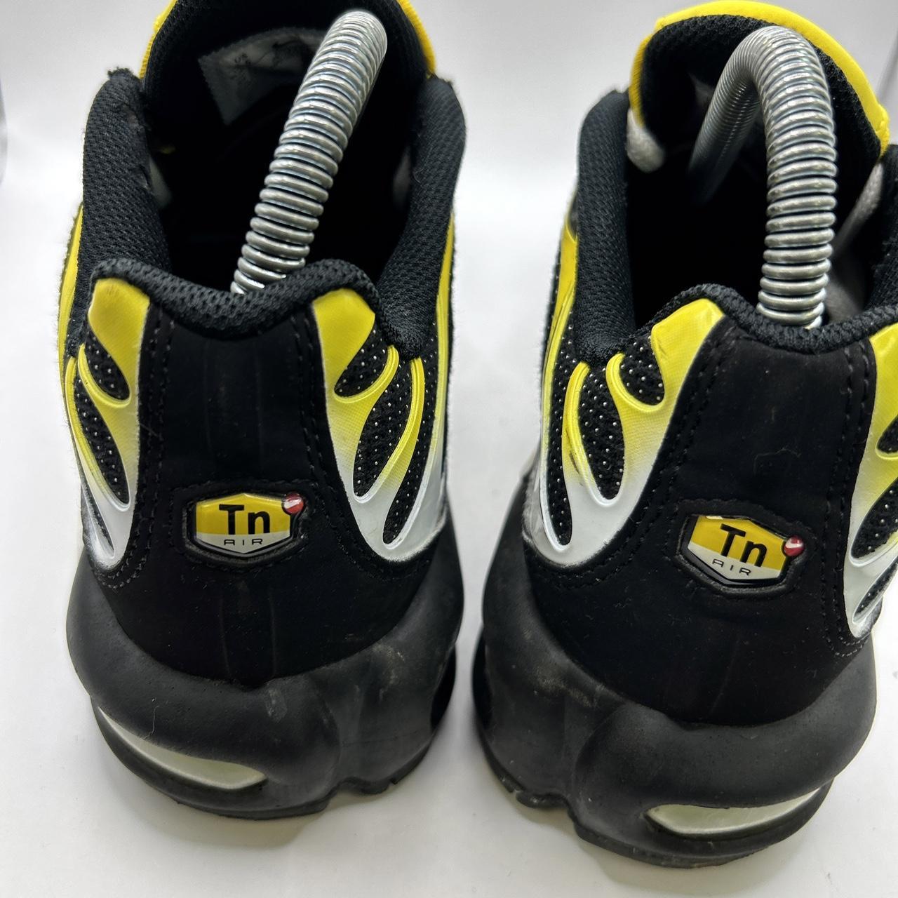 Nike Tour Yellow Tn (UK 6)