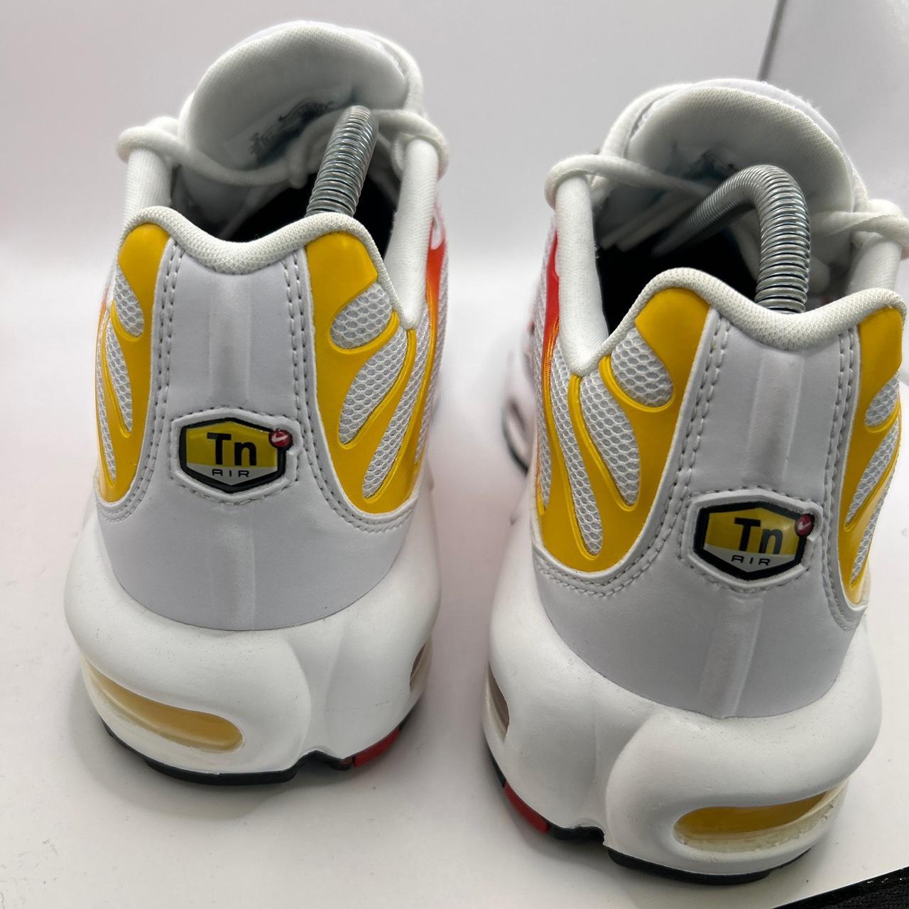 Nike Sunburn Tn (UK 8)
