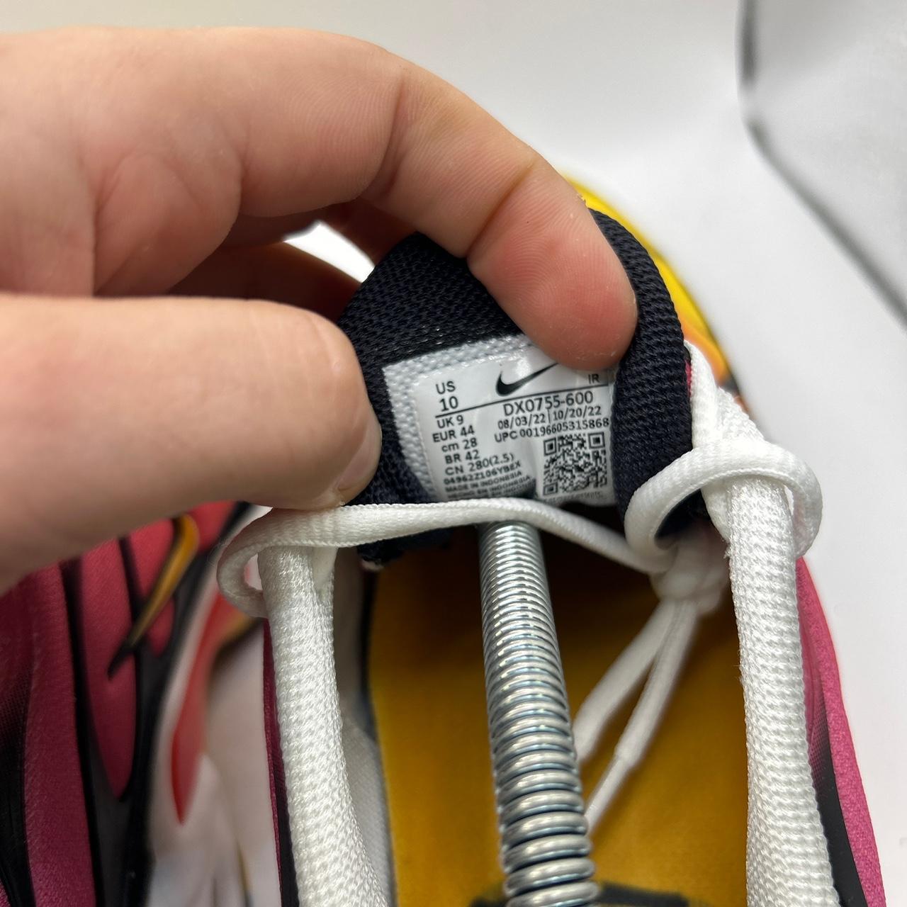 Nike Raspberry Tn (UK 9)