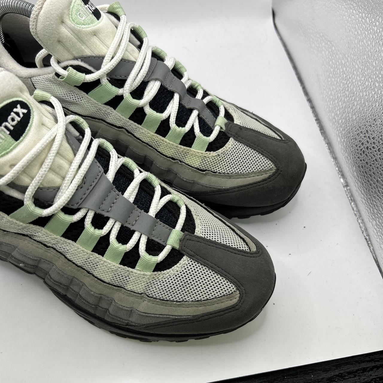 Nike Fresh Mint 95s (UK 7.5)