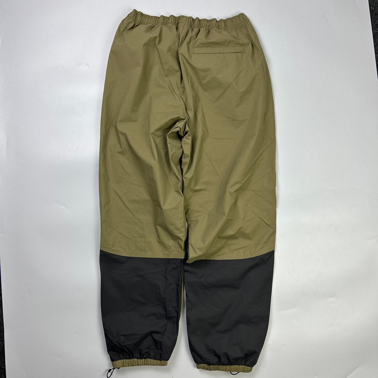 Stussy Gore-tex bottoms (L)