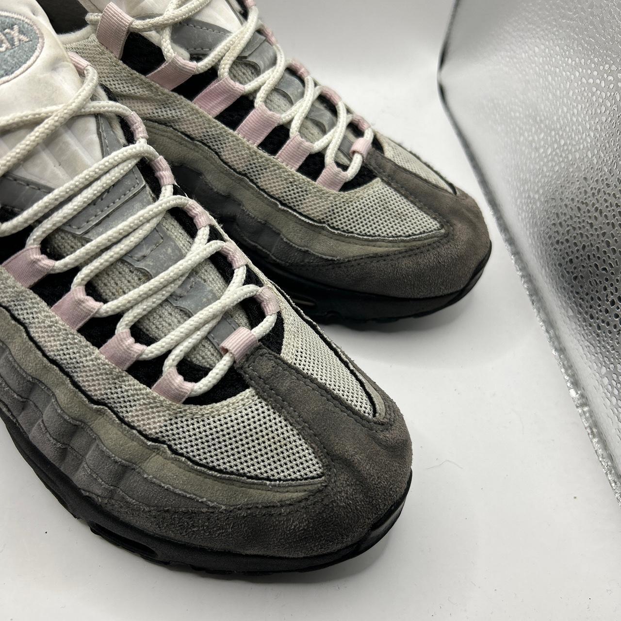 Nike Pink Foam 95s (UK 6)