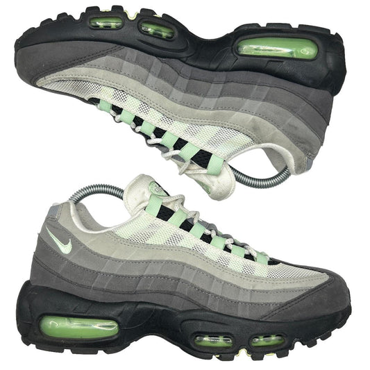 Nike Fresh Mint 95s (UK 6.5)