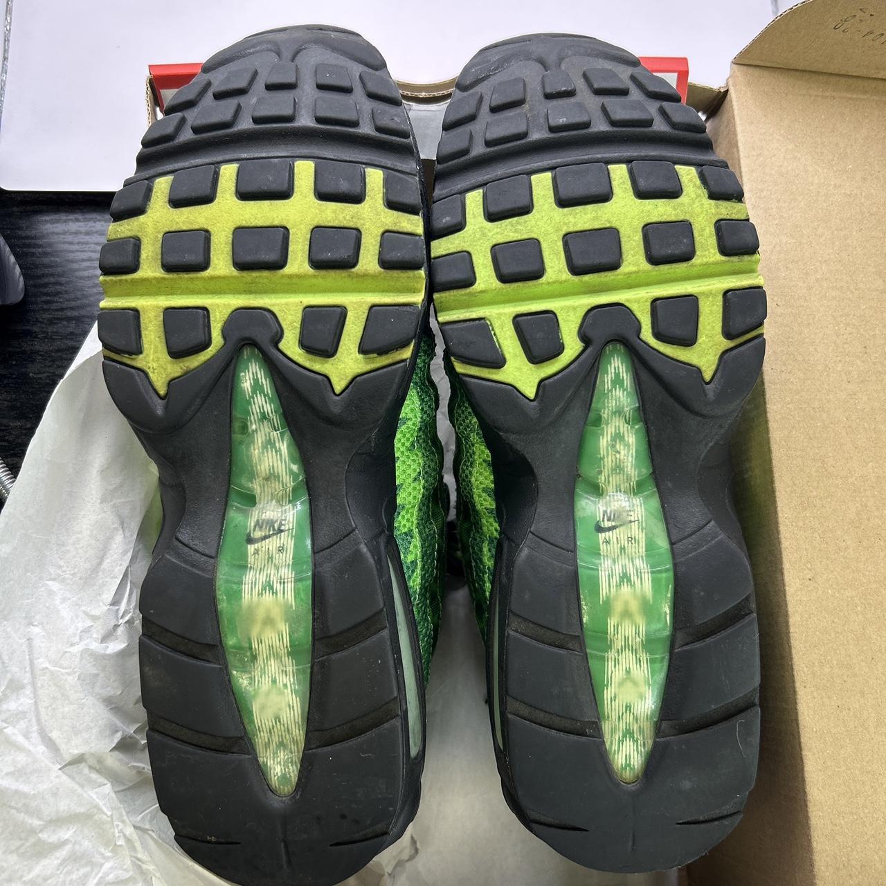 Nike Nigeria 95s (UK 7)