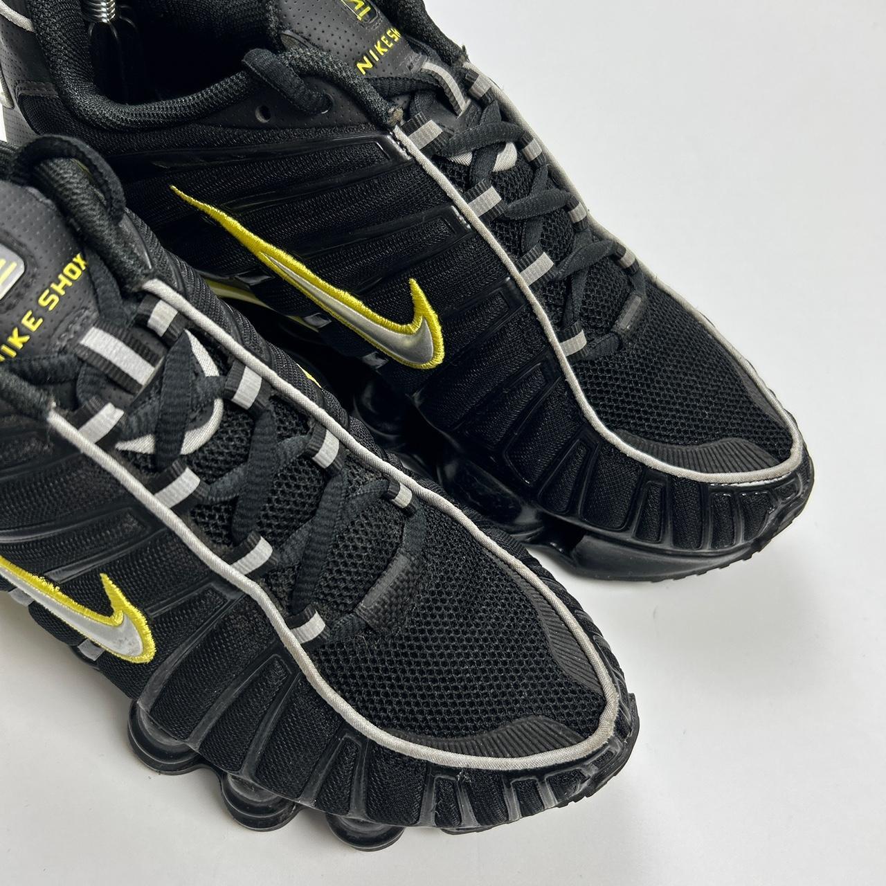 Nike Shox (UK 6)