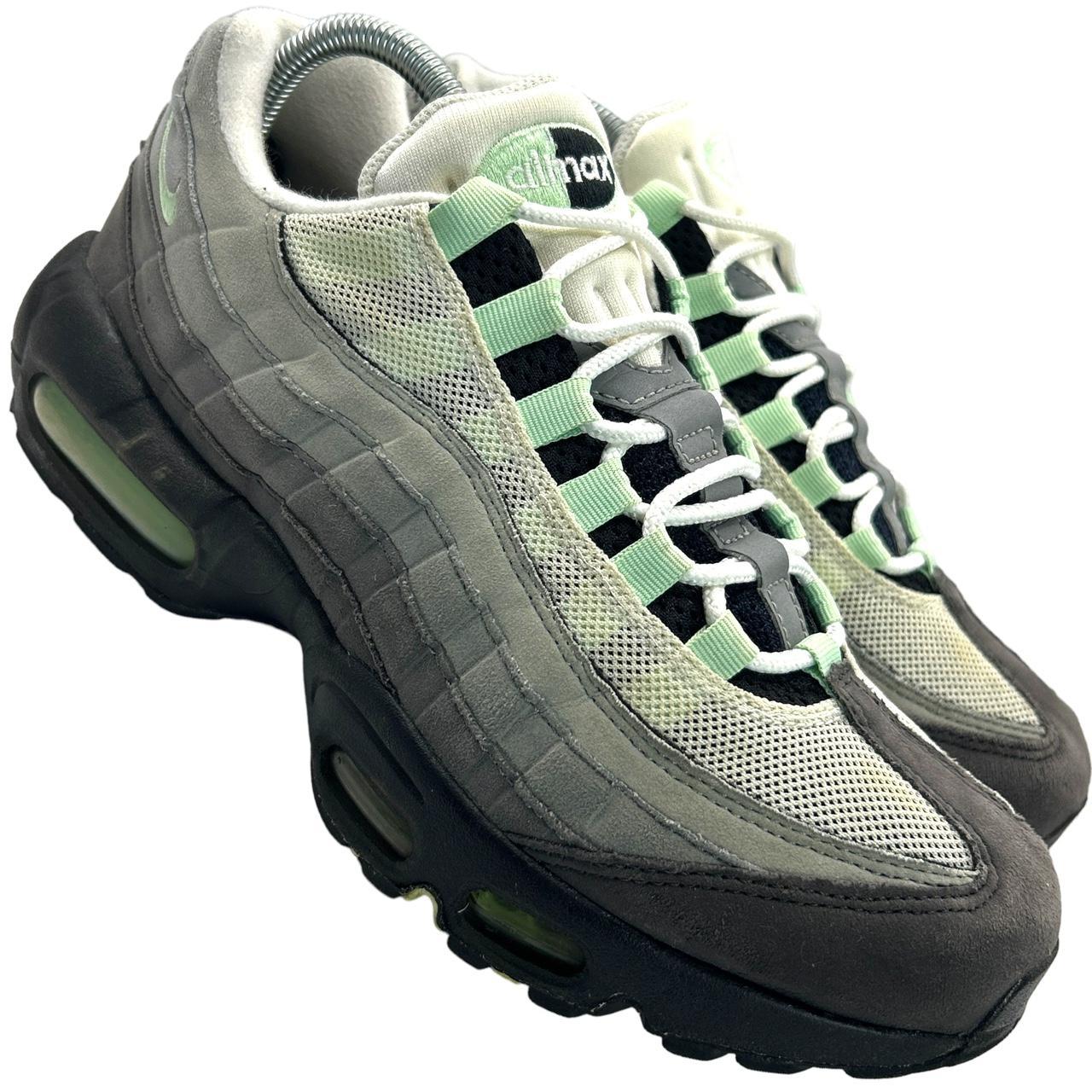 Nike Fresh Mint 95s (UK 6.5)