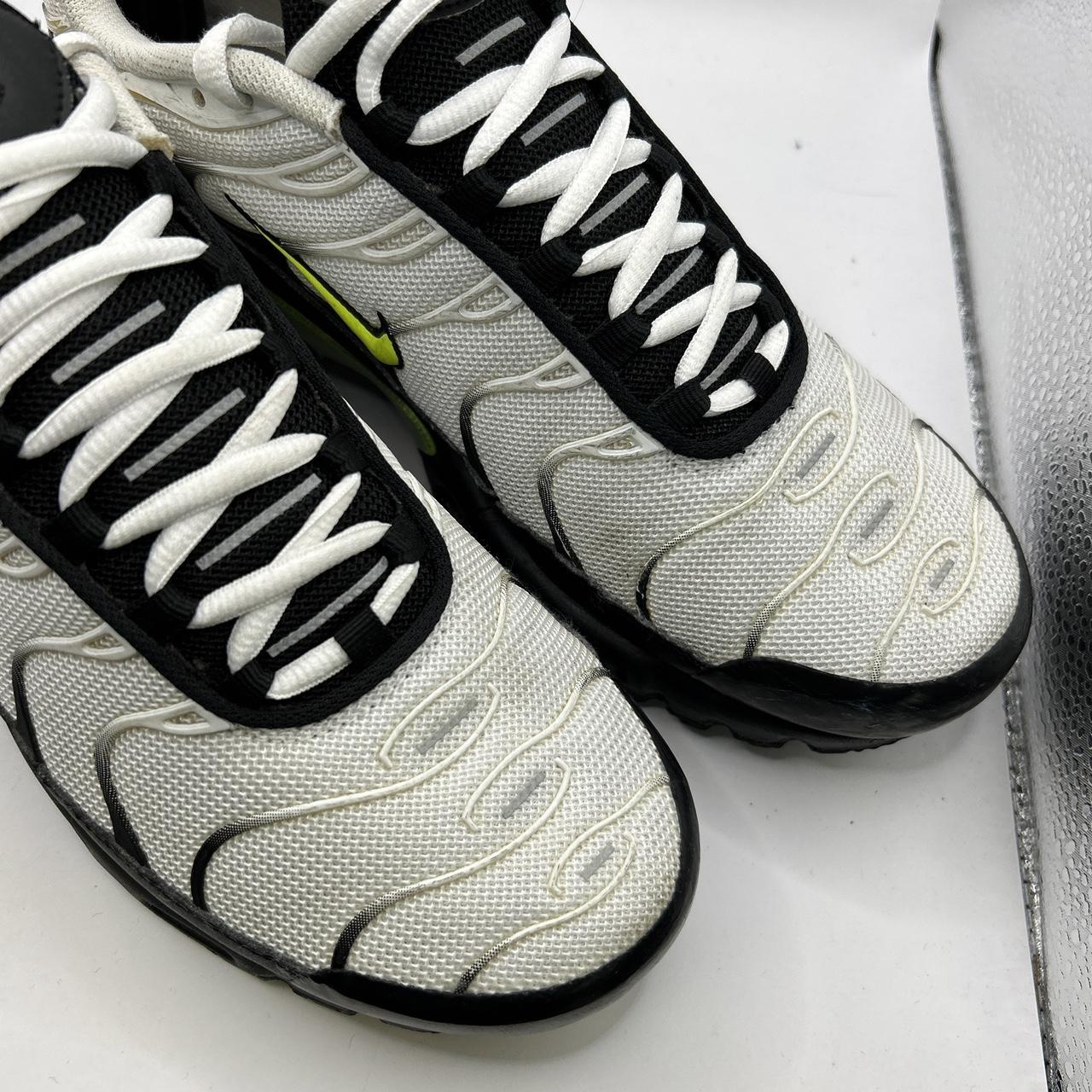 Nike Volt Tn (UK 8)