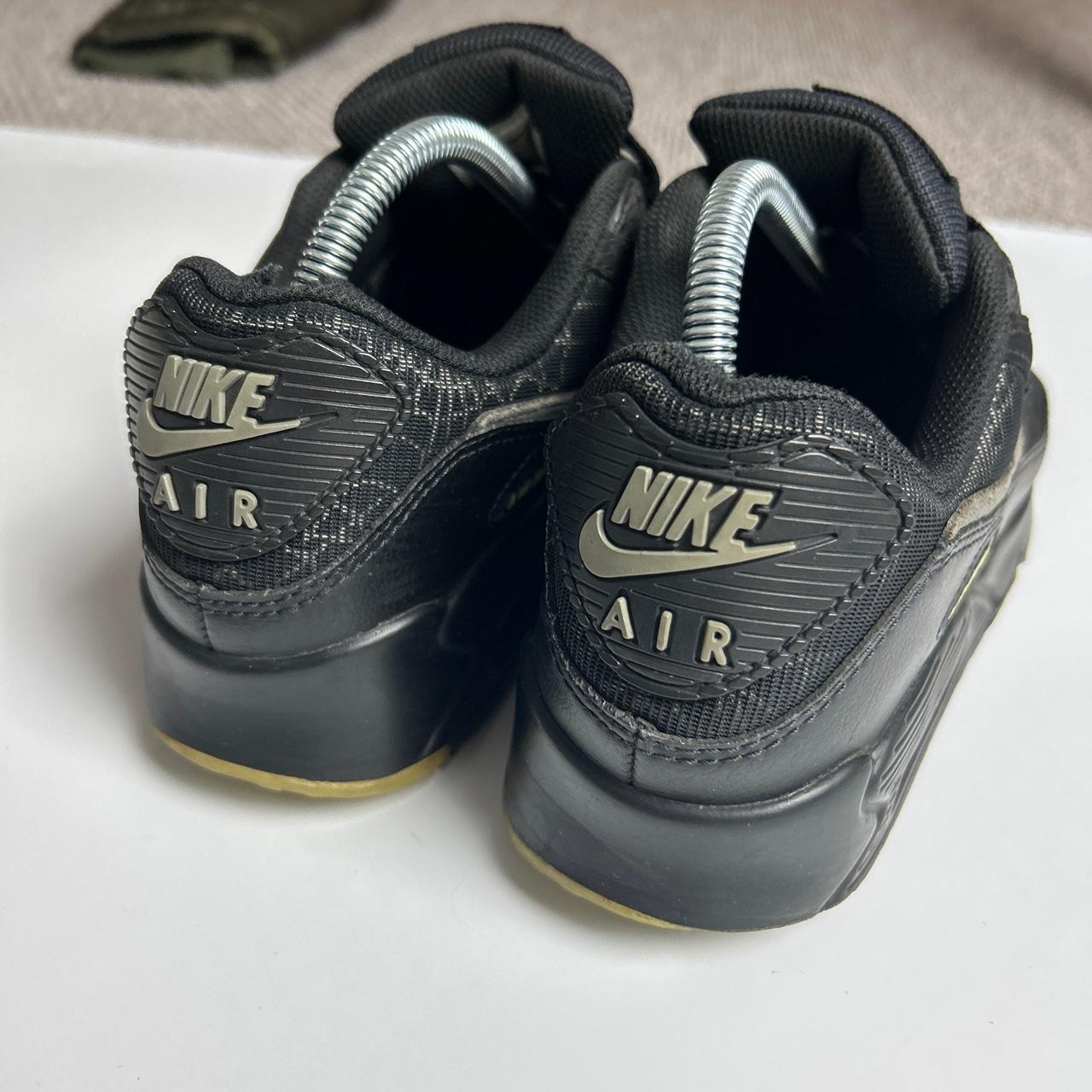 Nike 90s (UK 7)