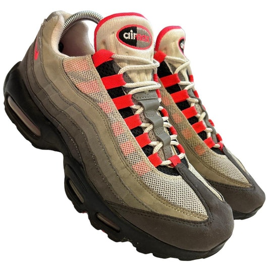 Nike Solar Red 95s (7.5)