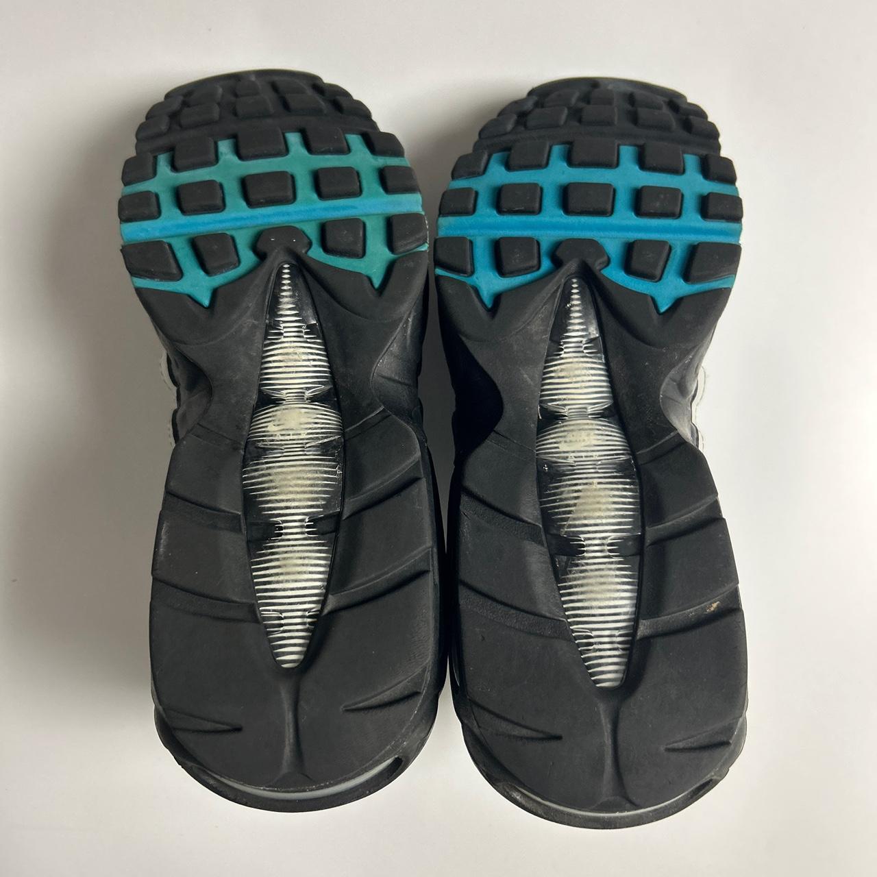 Nike Laser Blue 95s (UK 7)