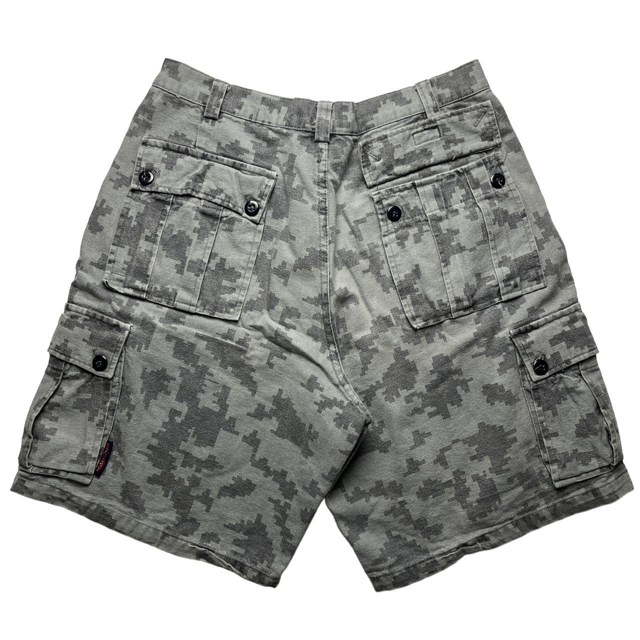 Stussy Camo Shorts (32)