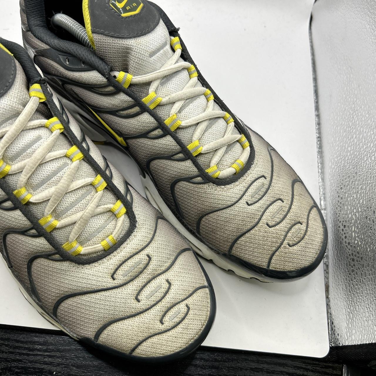 Nike Bumble Bee Tn (UK 11)