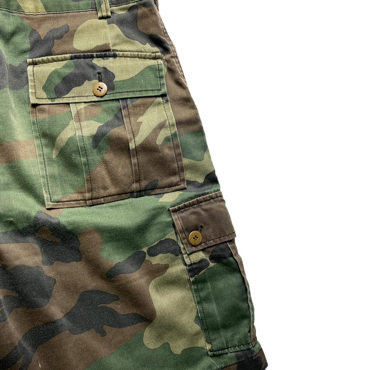 Stussy camo Shorts (30)
