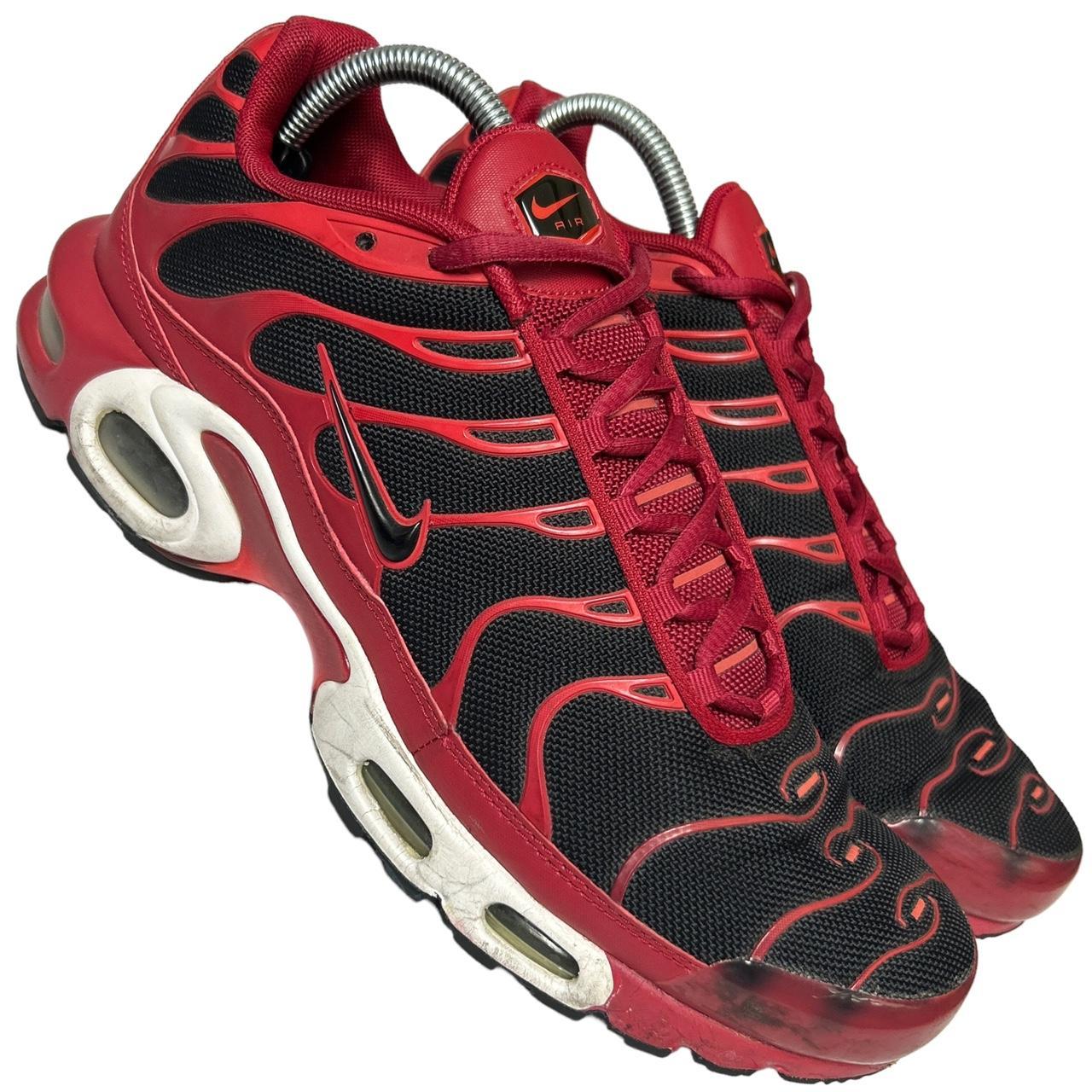 Nike Tn (UK 8.5)